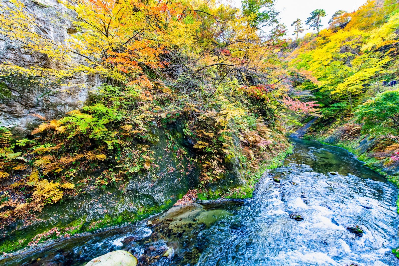 Walking the Kiso Valley: Magome to Tsumago Post Towns Guide