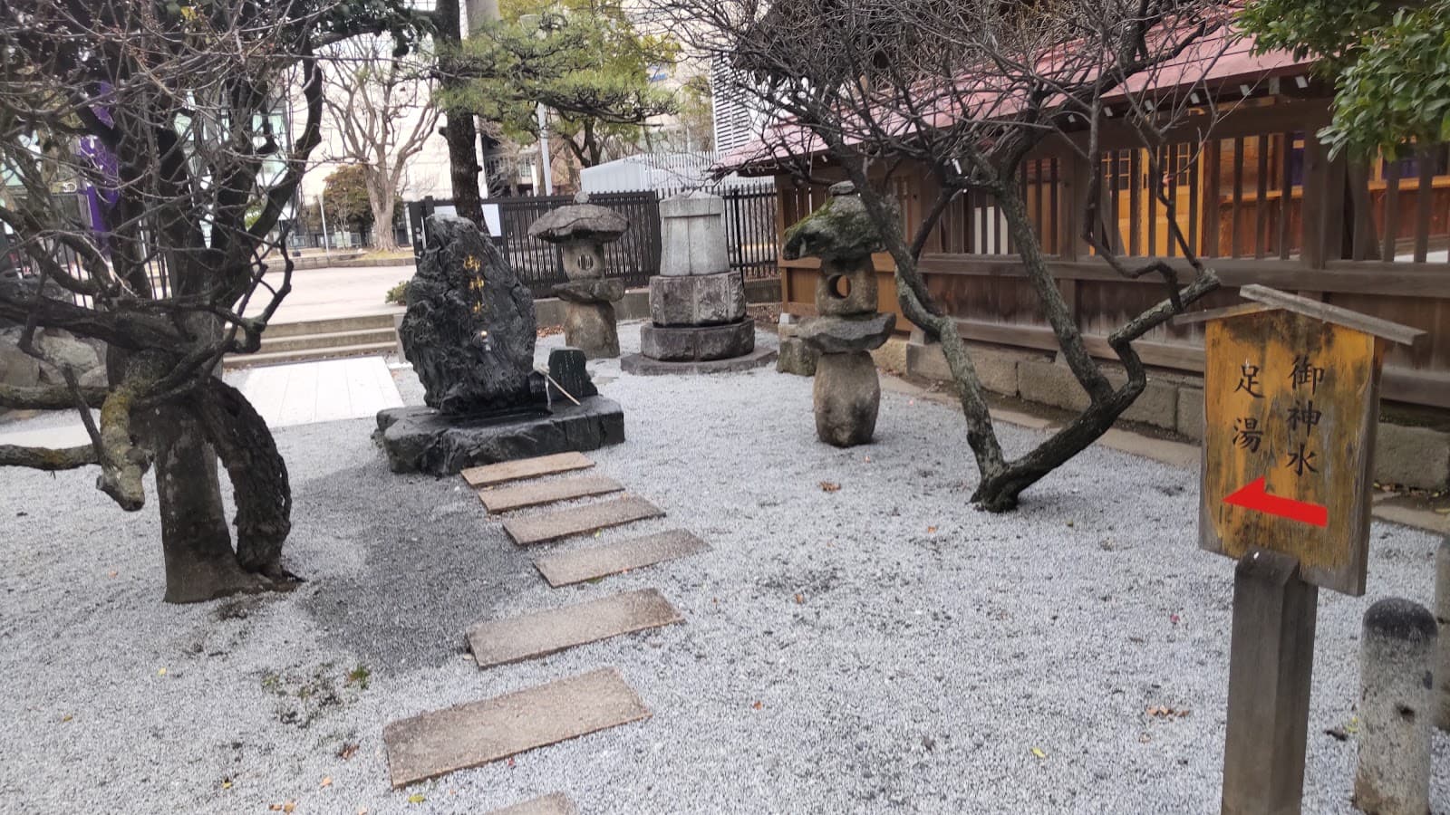 Sensoji Temple in Asakusa: How to Visit Properly