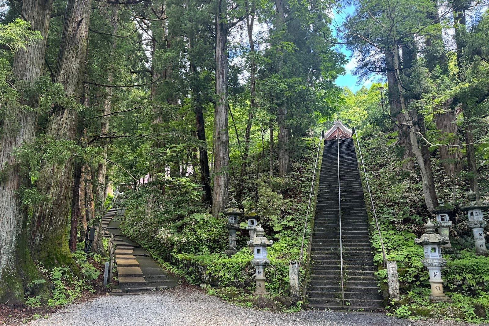 Removing Shoes in Japan: When, Where, and How to Navigate This Essential Custom