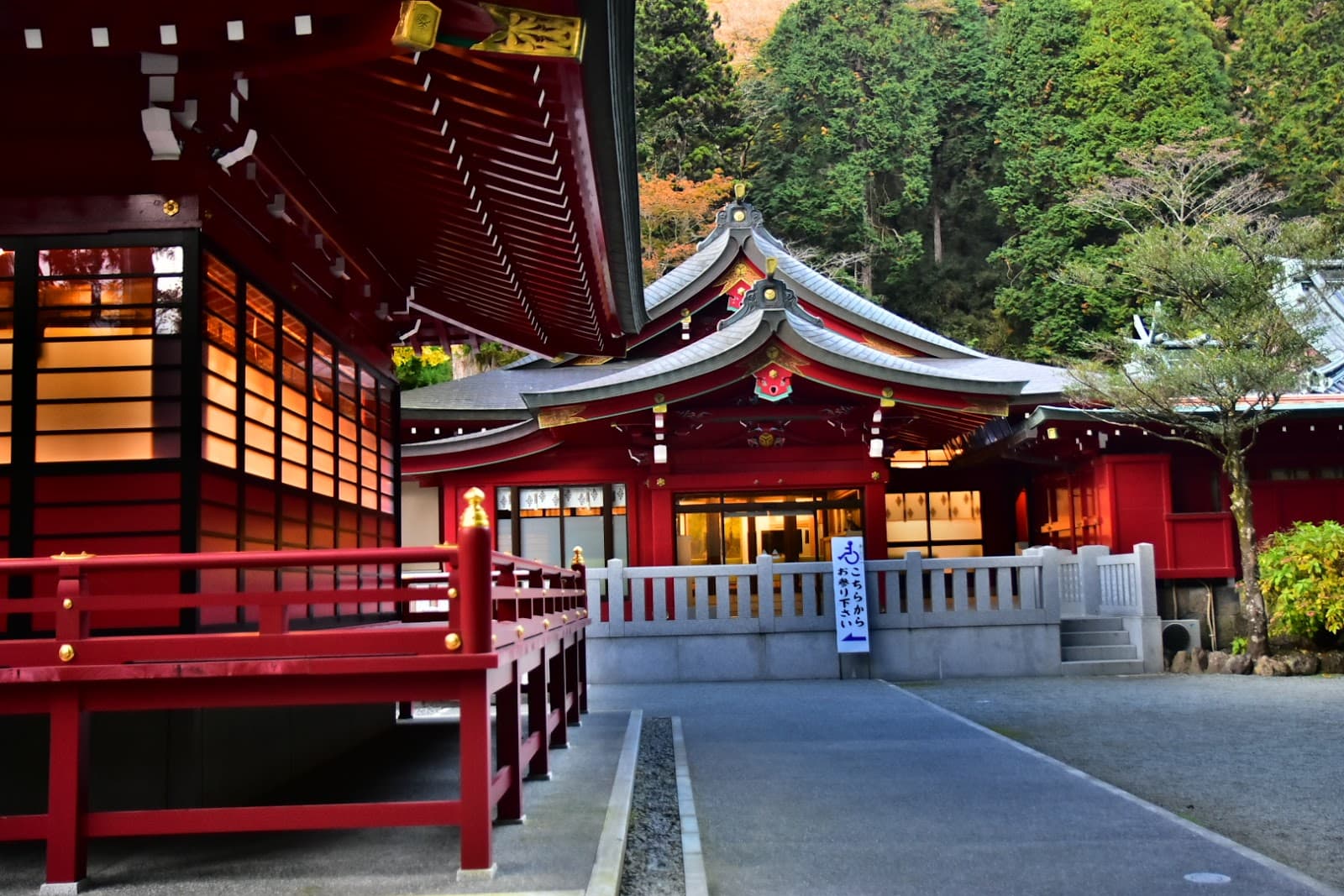 Ryokan vs Hotel in Japan: What You Actually Get in Each